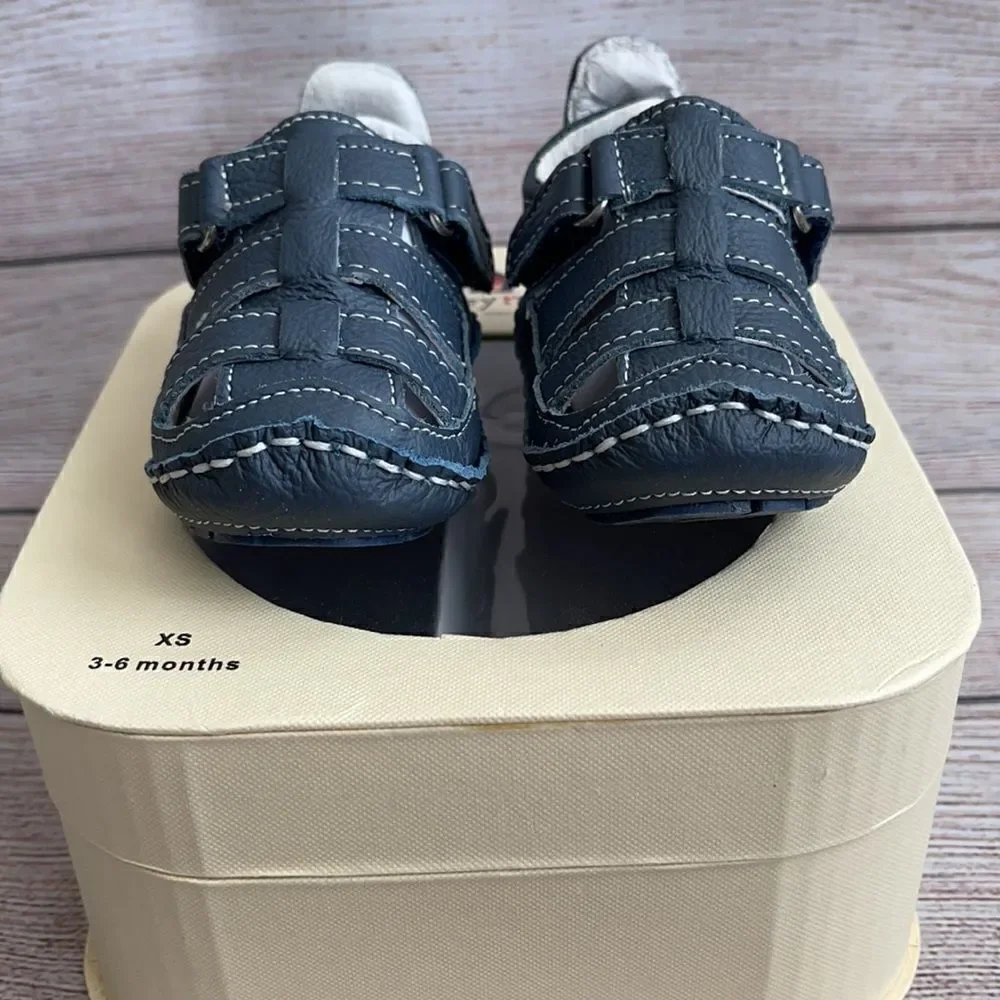Infant Shoe in Navy
